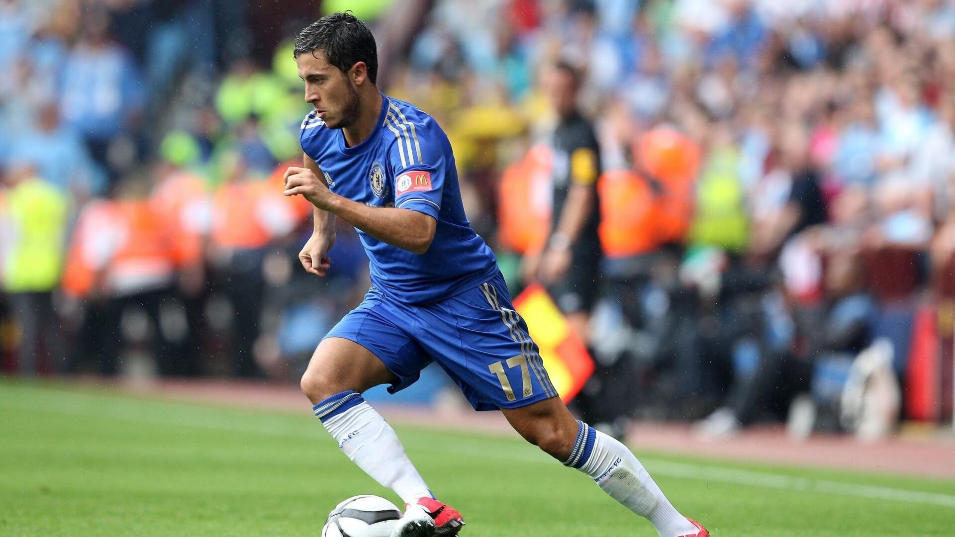 赛场“花式秀技”：突破、传球、扣篮全纪录，篮球花式扣篮